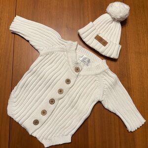 Little B's Chunky Rib Baby Onesie and Hat Set - Milk - Newborn